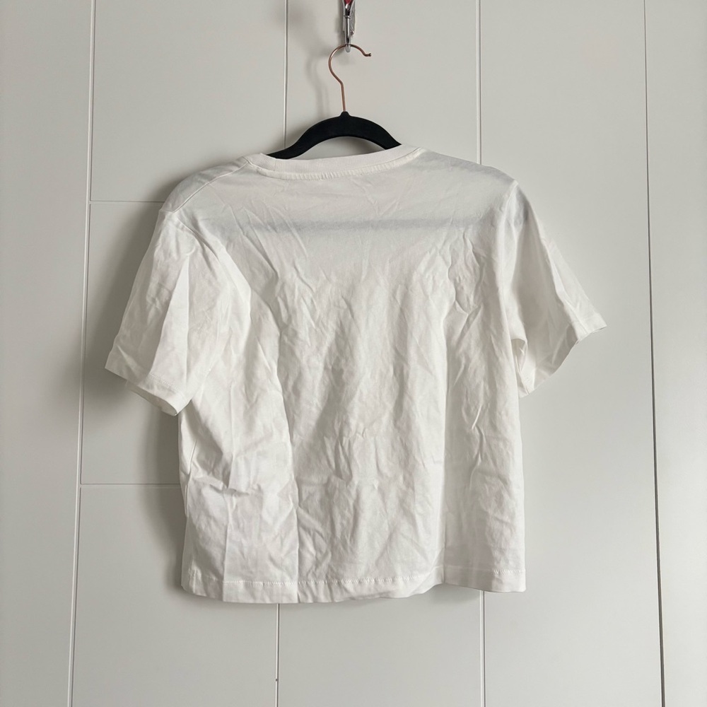 3/$25 Reitmans Boxy White Short Sleeve T-Shirt - Picture 3 of 3